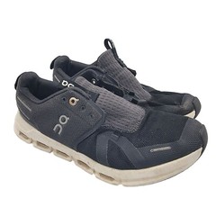 On Cloud Sky Running Kids Size 5.5 Black White Athletic Sneakers Shoes School