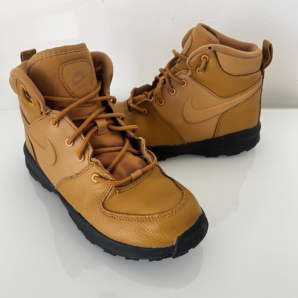 NIKE Manoa LTR BQ5373-700 Youth Size 3Y Wheat High top Leather Boots