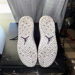 Clean pair of Jordan React Elevation shoes. Size 12M. Bad lace. Flaw pictured.
