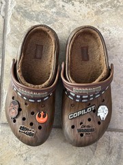 Crocs Star Wars Chewbacca Fuzz Lined Clogs Brown J3 Jibbitz Charms Kids Shoes