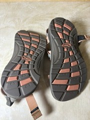 Chaco Kids Strappy Sandals Gray Pink Adjustable Strap Comfort J180-566