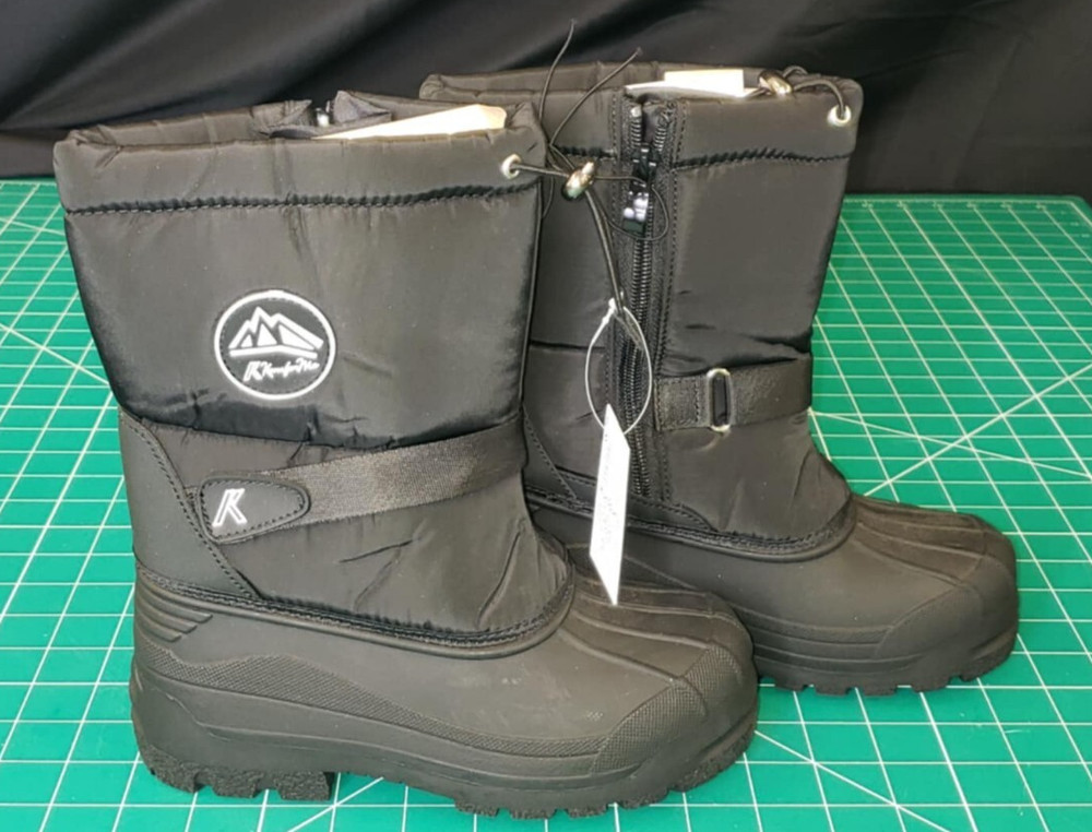 K Komforme Kids Unisex Warm Winter Snow ski Boot Size 1 black waterproof