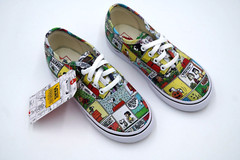 Vans Authentic Peanuts Comics Toddler 9.5 Skate Shoes New Snoopy Charlie