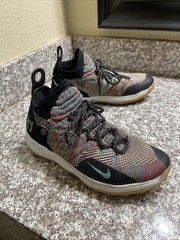 Nike KD XI 11 Kevin Durant React GS Basketball Shoes Youth Size 7Y AH3465-001