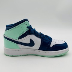 Nike Air Jordan 1 Mid (GS) Navy Mint Basketball 554725-413 Size 3.5Y = Women’s 5
