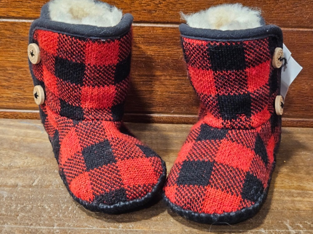 New Authentic UGG PURE Shaft, heal counter and sock lining 100% wool NEW