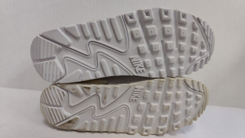 Nike Air Max 90 LTR (GS) Sneakers Juniors Size 4.5Y Youth Running Shoes Classic