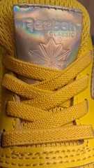Reebok Classic Toddler Leather Sneakers Yellow Shoes Size 5 Mint Condition