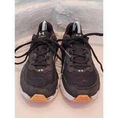 Under Armour Assert 9 GS Paint Splatter black tile blue shoes youth size 5Y