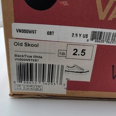 Vans Old Skool Shoes Kids Size 2.5 Classic Skate Black True White VN000W9T6BT