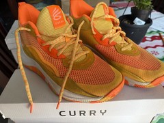 Under Armour PS CURRY 3Z 24 SDE Boys Size 7Y Orange Basketball Sneakers New