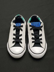 CONVERSE All-Star LowTops Off-White/Camo Sneakers Unisex Youth/Jr. US-3 (656033F
