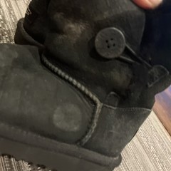 UGG Kids Bailey Button Short Black Suede Sheepskin Boots Youth Size 12(1017400T)