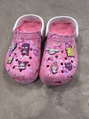Crocs Kids Hello Kitty and Friends Classic Clog with Jibbitz SIZE J4