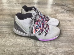 Nike Kyrie 5 PS Graffiti AQ2458-001 Gray Basketball Shoes Lace Up Size 2Y