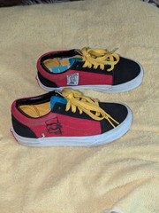 Vans x The Simpsons Bart Graffiti Kids 13 Shoes Red Black Yellow Skate Sneakers