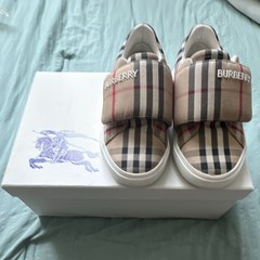 Burberry Nova Check Kids Hook & Loop Low Top Canvas Sneakers US 13 EU 32