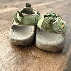 Keen Big Kid Venice H2 Sandal, Light Green, 5