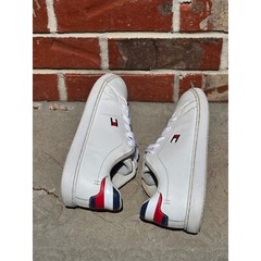 Tommy Hilfiger White Sneakers Casual Shoes Classic Logo Size 3 Youth
