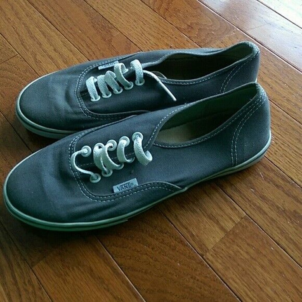 Vans Grey & White Unisex Vans Size 5.5 Male, 7 Female