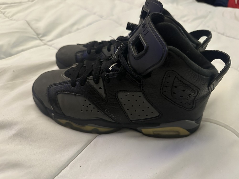 Air Jordan 6 Retro BG Size 4.5 Youth Basketball