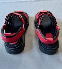 NIB DOLCE & GABBANA Kids RED LEATHER SANDALS /SHOES UK 13 US 1 BOY or GIRL SZ 32