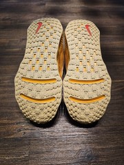 Nike Ava Rover GS‘ „Celestial Gold“ Size 5Y/6.5W NWB! (HF6331-200)