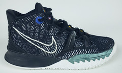 Nike Kyrie 7 (GS) Black/White-Off Noir-Chile Red Basketball CT4080-002 3.5Y