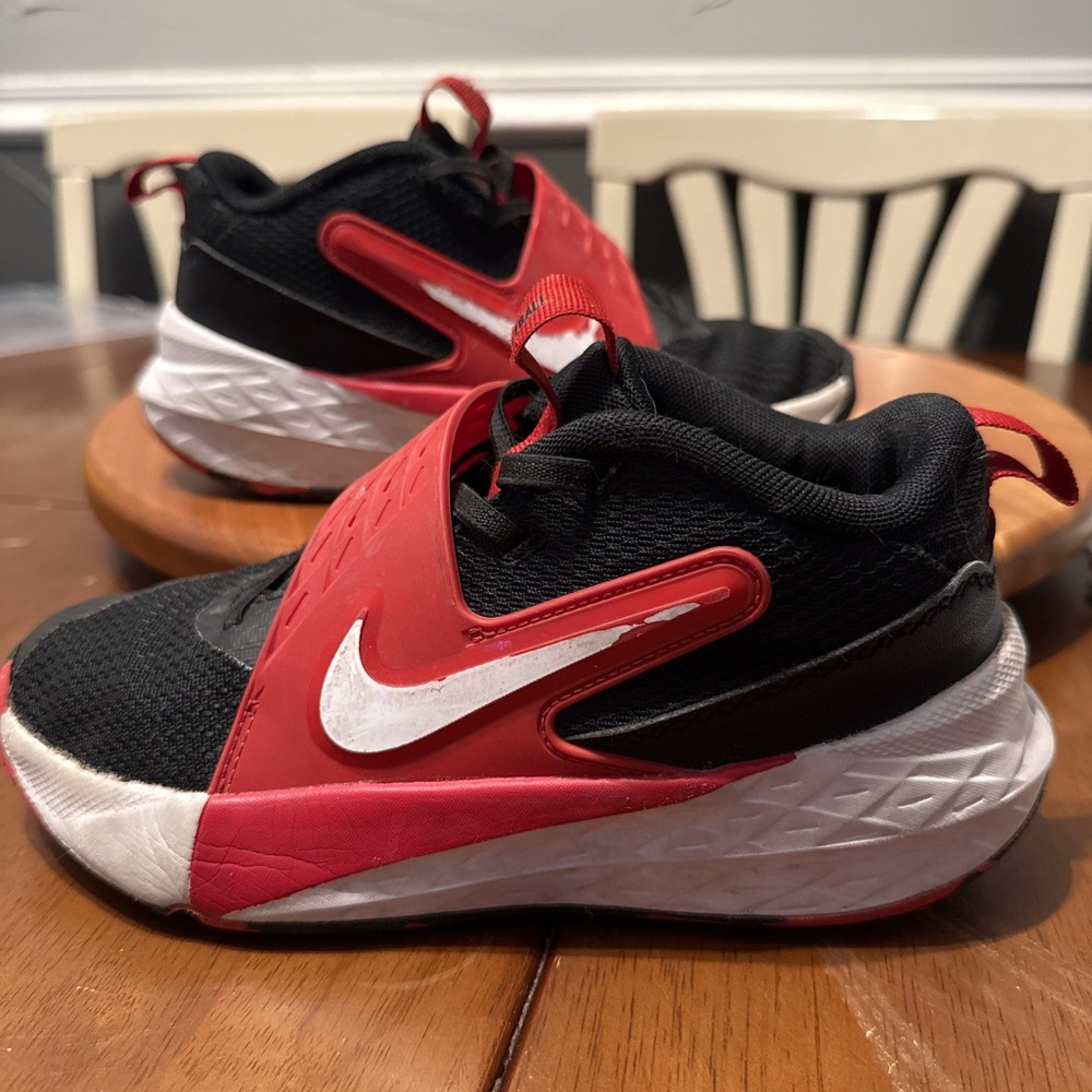 Nike Team Hustle D 12 Basket Ball Kids Shoes US 2Y Red Black White Anthracite
