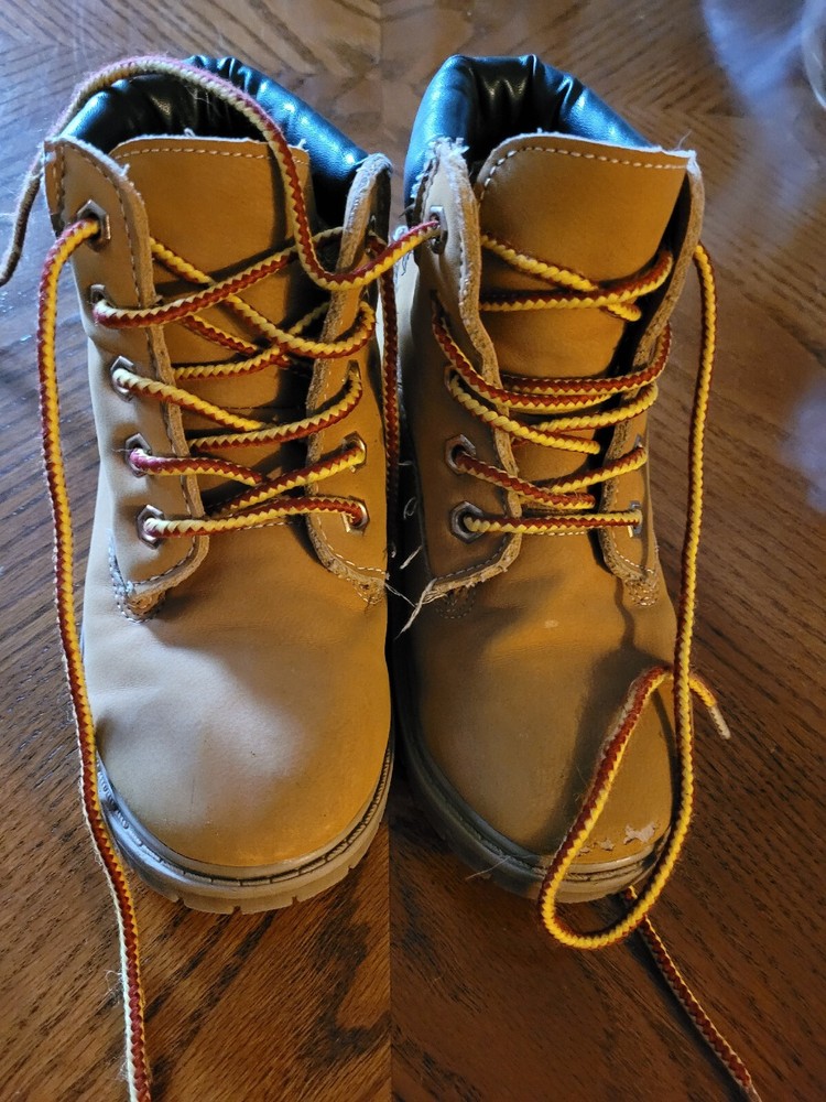 Kids Boots Used