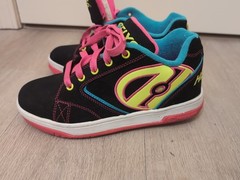 Heelys Propel 2.0 Youth Size 5 Skate Shoes Neon