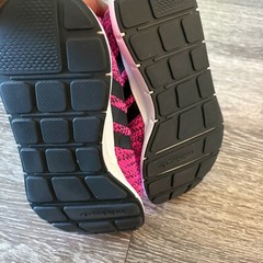 Adidas Swift Run Pink Black Knit Sneakers Kids Size 5 PRB 698001 USED