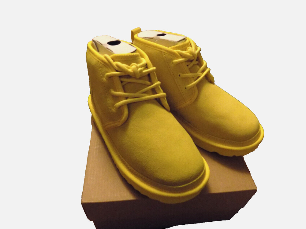 UGG Big Kids Neumel II Lined BRIGHT YELLOW Suede Boots 1017320K Sz 2 women 3.5