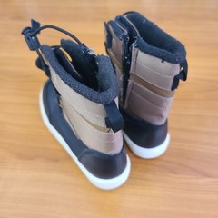 Cat & Jack Boots Youth Winter Snow Leather Round Toe Lace Up Outdoor Sz 2