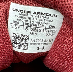Under Armour Charged Assert 10 Running Shoes Youth Size 5.5 Red
