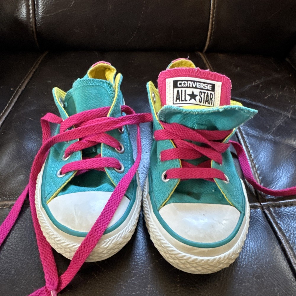 CONVERSE ALL☆STAR LOW TOP JR SZ 12. TEAL, HOT PINK, YELLOW. DOUBLE TONGUE.