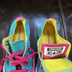 CONVERSE ALL☆STAR LOW TOP JR SZ 12. TEAL, HOT PINK, YELLOW. DOUBLE TONGUE.