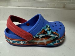 Crocs -Crocband- Captain America Avengers Clog Youth Sz J1 Blue Slip-On EUC
