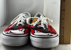 Disney Vans Mickey Mouse Friends The Era Limited Edition Size Youth 3.0