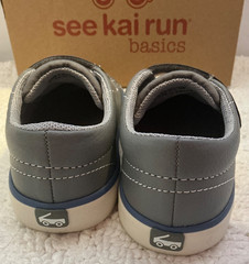 See Kai Run Alex Gray Canvas Hook & Loop Sneaker Unisex Toddler KSN400U230 Sz 10