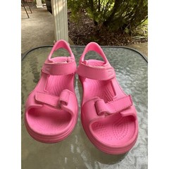 Crocs Sandal Adjustable Strap Pink Sandals Comfortable Kids Size Junior 1