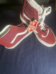 Vans Off The Wall Shoe Maroon & White High Top Skater Kids Size 2.5