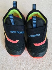 New Balance Toddlers Fresh Foam Roav Sneakers Slip On Little Kids Sz 5
