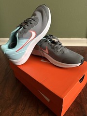 Nike Star Runner 3 GS Black/Grey, Size 6.5, Model DA2776-001