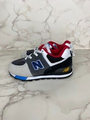 🔥New Balance 574 Black Gray Red And Blue🔥 Size 7 M