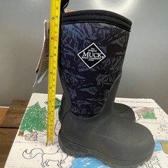 Muck Boot Rugged II Insulated Waterproof Winter Rain Boots Kids Size 8 Black