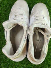 Size 7 (GS) – Nike Huarache Run Low White Pure Platinum