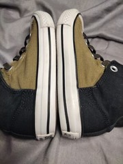 Converse All Star Chuck Taylor Junior Size 1 Sneakers 645224F Green And Black