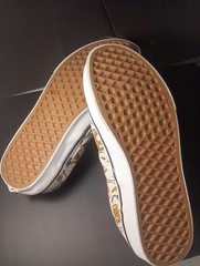 Off the Wall: Simpson Itchy & Scratchy Vans. Size 7 Juniors