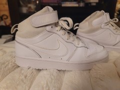 Size 5 (GS) – Nike Court Borough 2 Mid Triple White